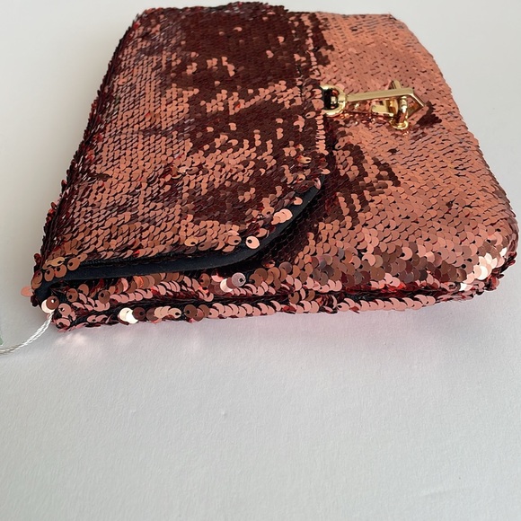 Deux Lux Sequin Clutch - Picture 3 of 10